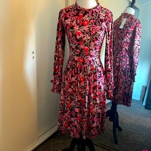 BNWT Draper James knit floral dress XA